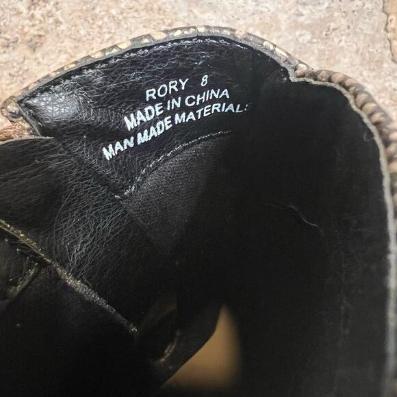 Size 8 Boutique by Corky’s Boot Gunmetal Copper Gold Ankle Bootie Side Zipper - Picture 9 of 9